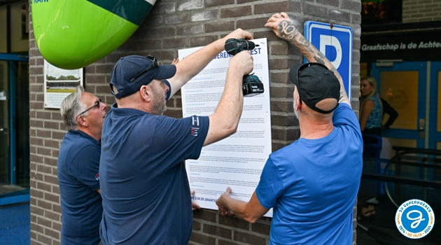 Het Superboerenmanifest opnieuw opgehangen